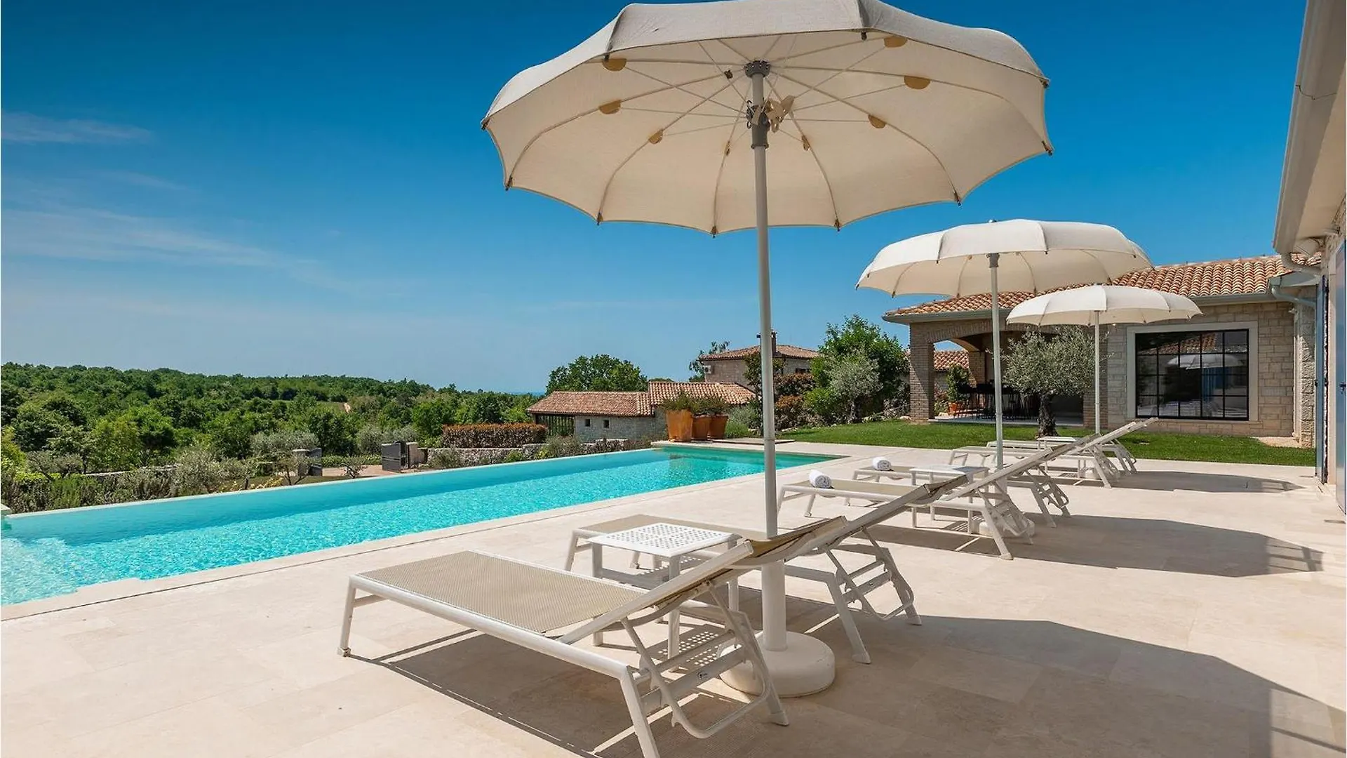 Villa Carinzia Poreč 0*,