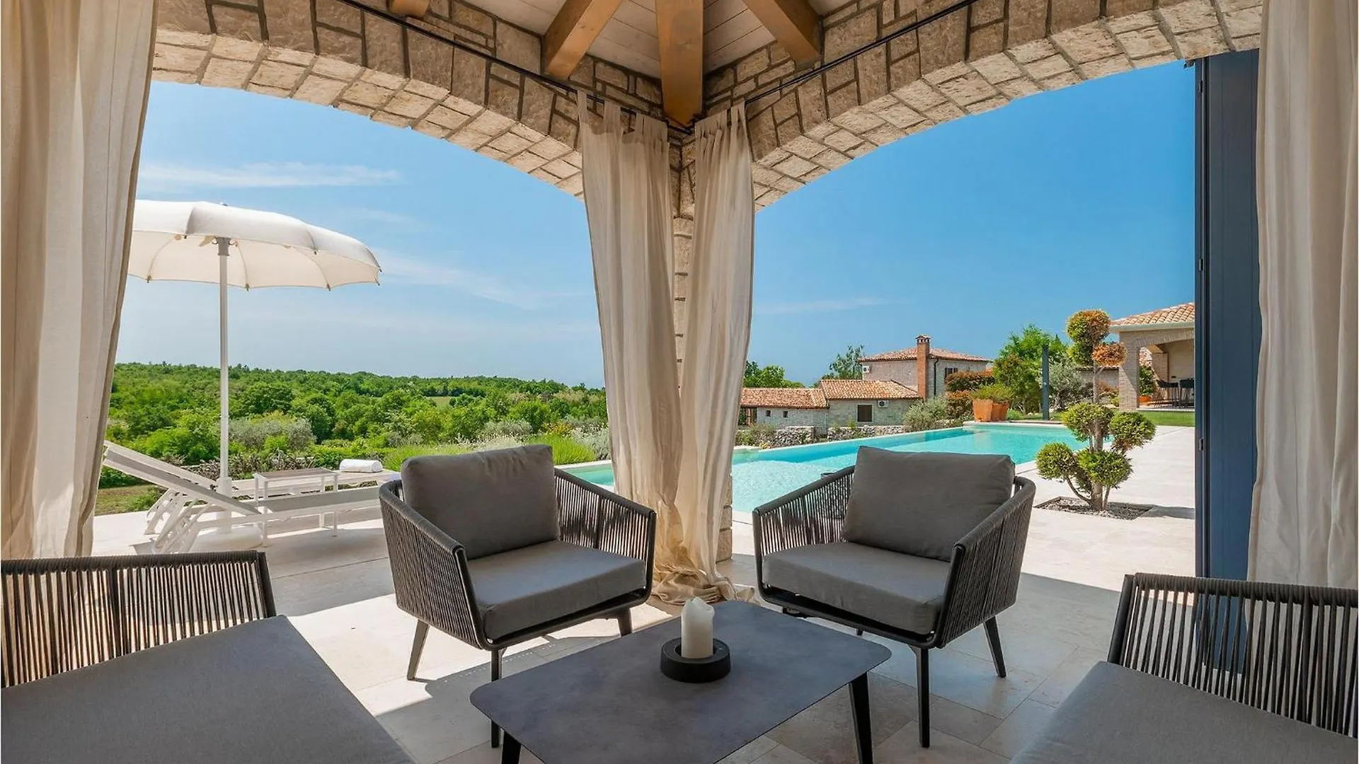 Villa Carinzia Poreč 0*,